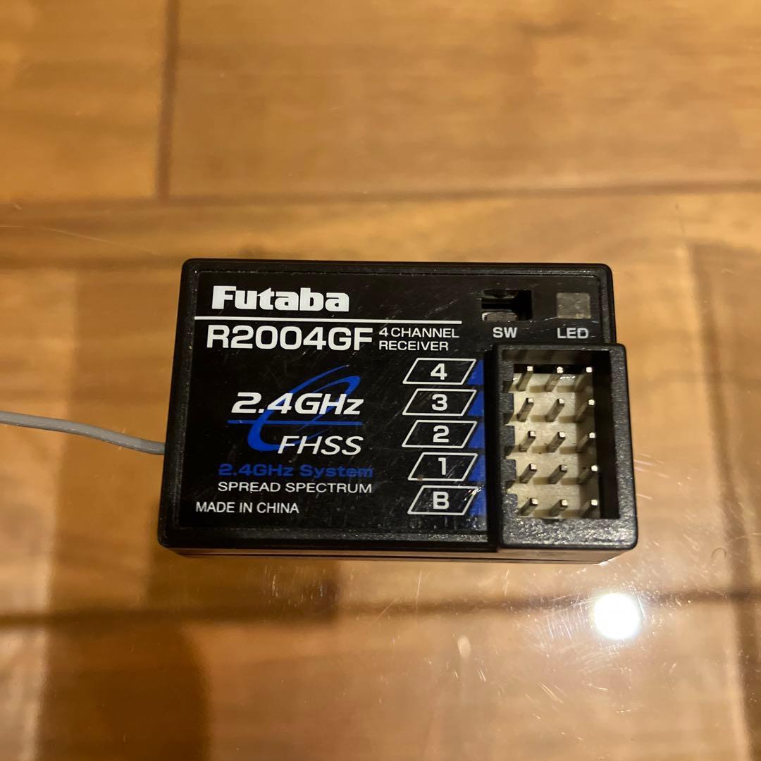 フタバ Futaba 4PL-2.4G ラジコン送信機 （受信機付き）