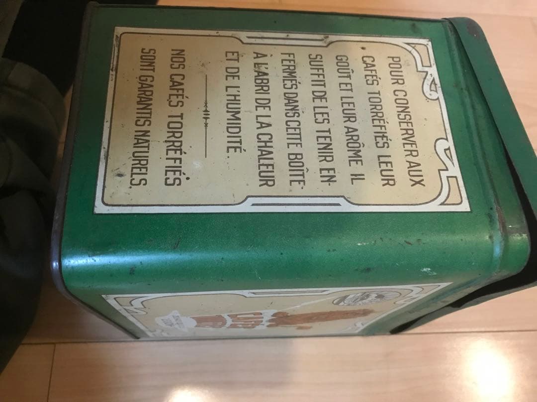 ブリキ缶　コーヒーの缶　大（12x18x17）ベルギー