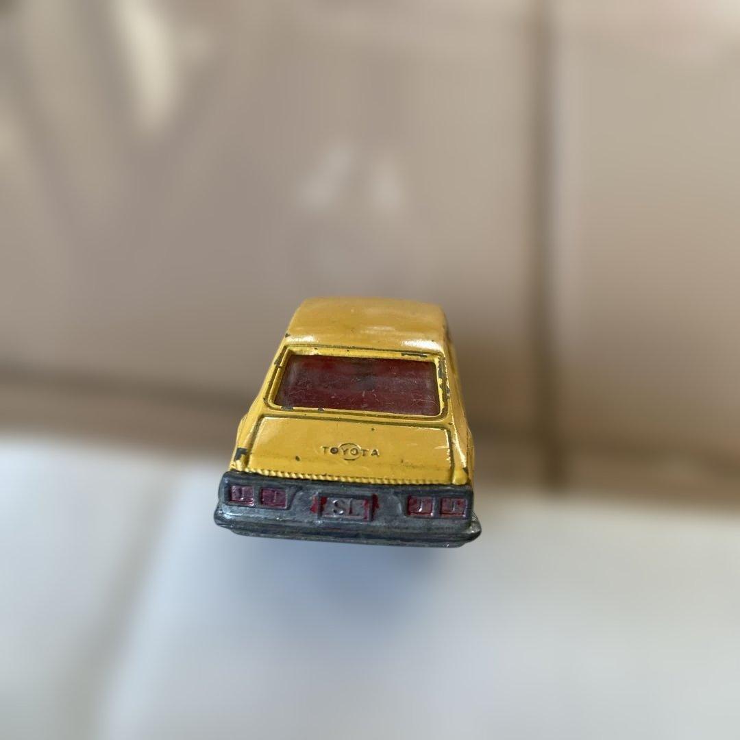 香港トミカ　トヨタ　スプリンター1200 SL　イエロー　香港製