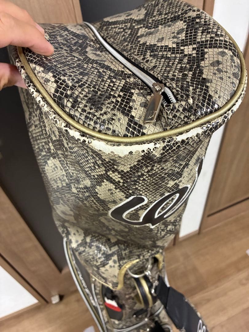 M.U.SPORT ヘビ柄 キャディバッグ