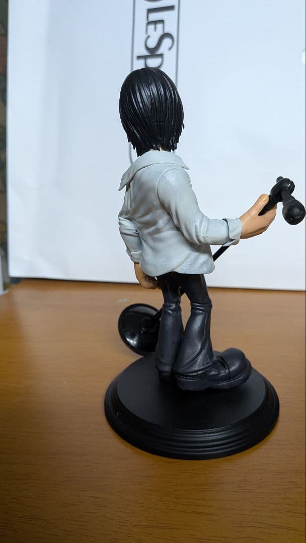 TAKA　氷室京介リペイントフィギュア