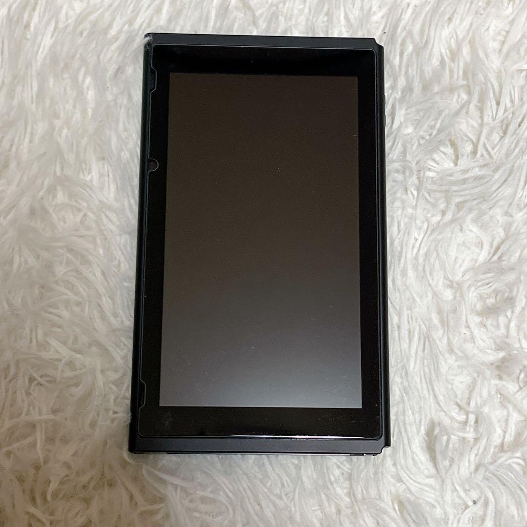 美品　Nintendo Switch 本体のみ 2018年