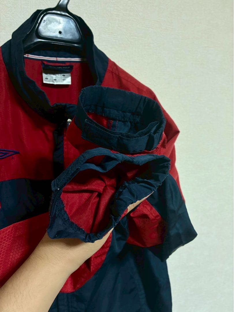m649◆Umbro◆イングランド代表◆ウィンドブレーカー◆Mサイズ