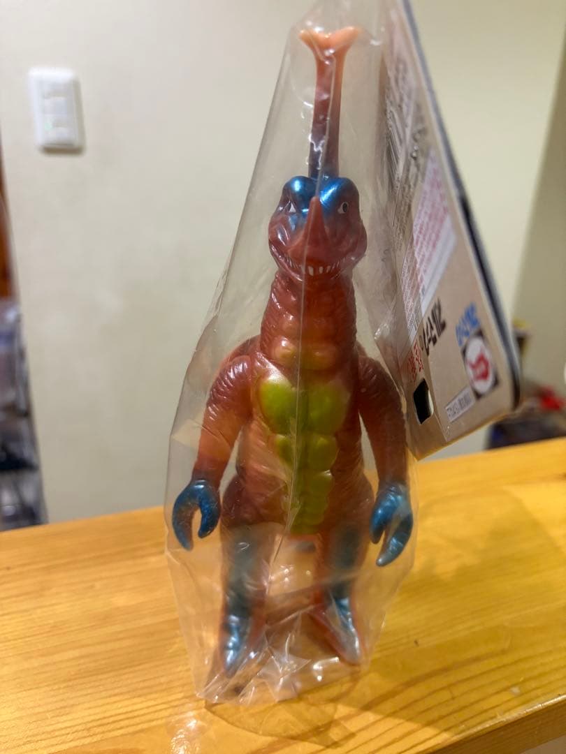 [新品•未開封]ブルマァク カネドラス ソフビ