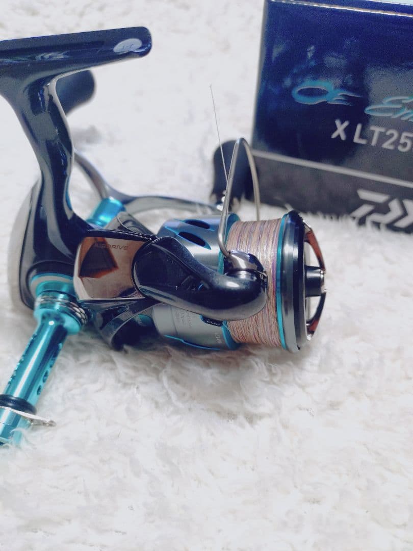 Daiwa エメラルダスX LT2500-DH スピニングリール