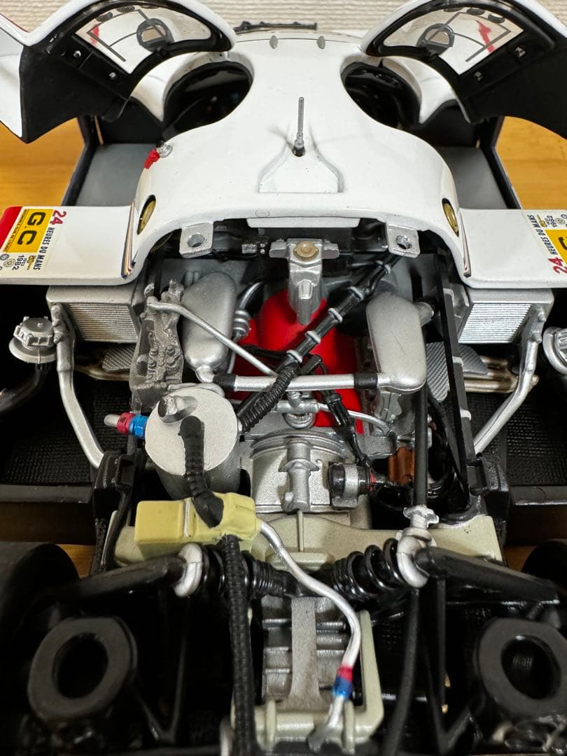 「MINICHAMPS」Porsche 956L #1LE MANS 1982