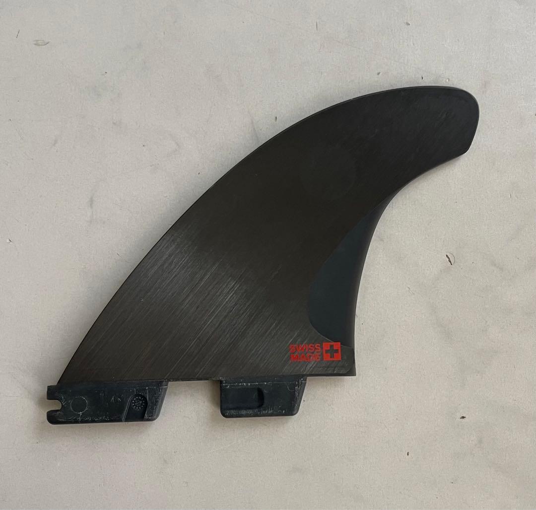 FCS2 H4 トライフィン　medium 美品　M