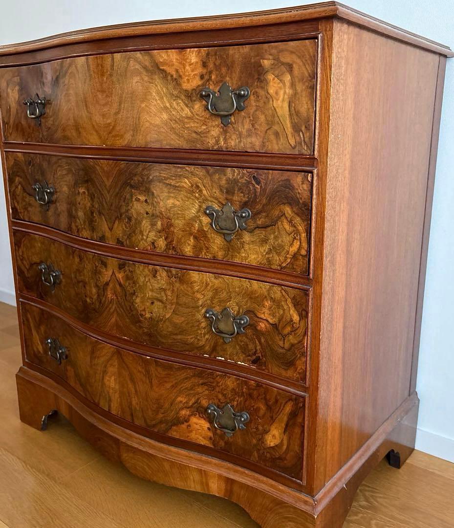 英国アンティーク　ウォールナット チェスト ドロワーズ 4段　イギリス