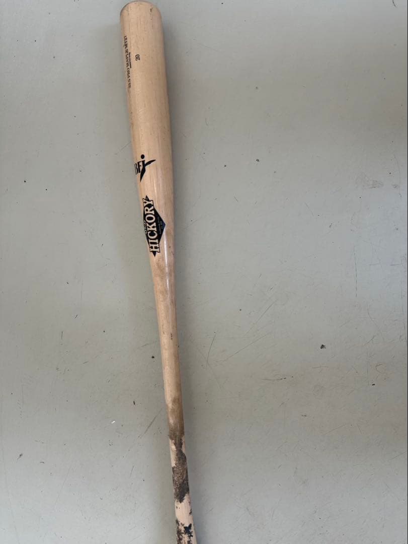 hickory 木製バット85センチ　セール中