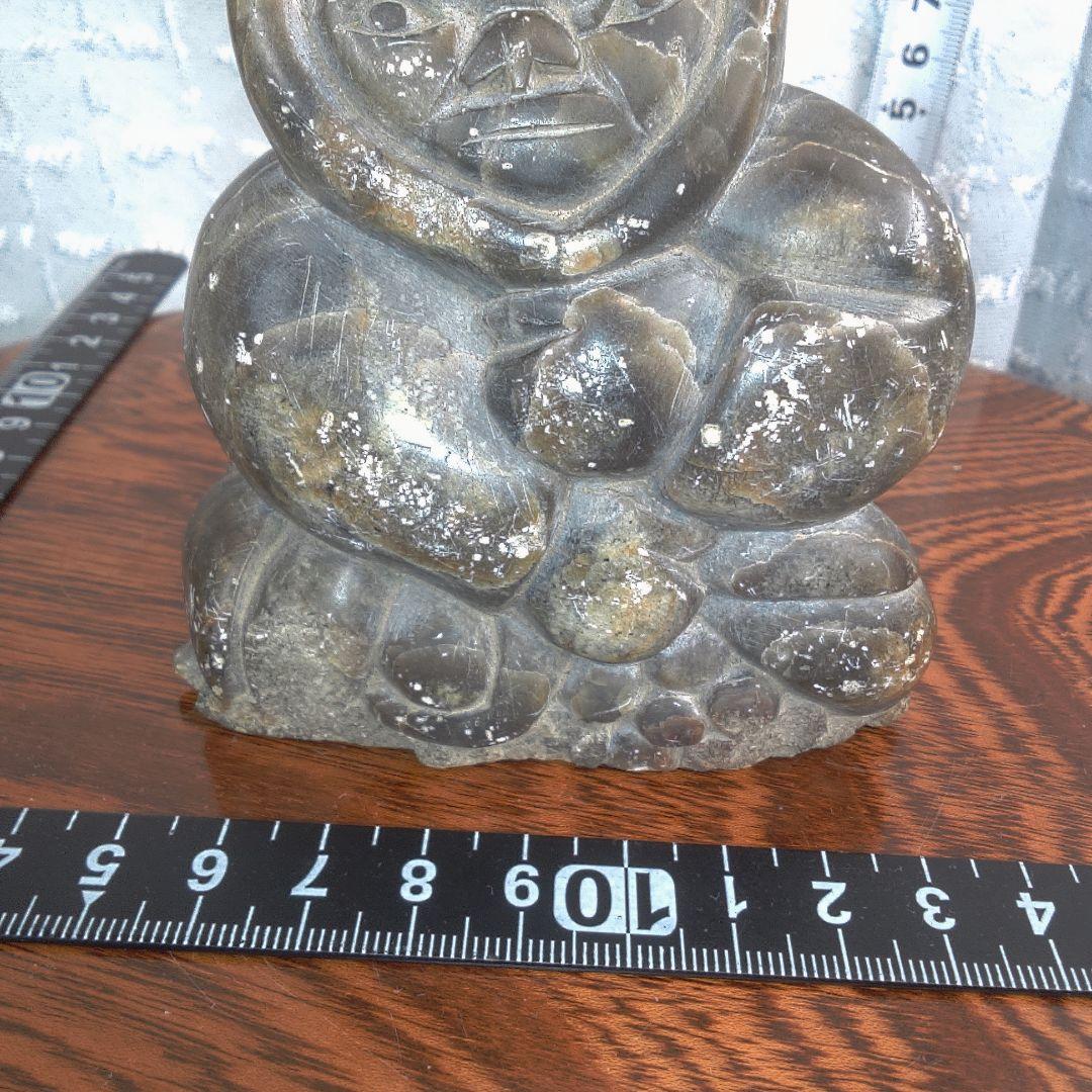 骨董５ イヌイット?黒色石製座仏像