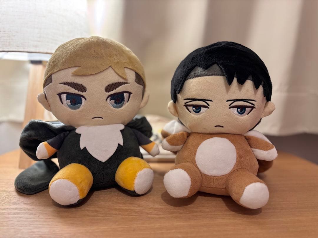 進撃の巨人　あにまるっこぬいぐるみ　リヴァイ　エルヴィン