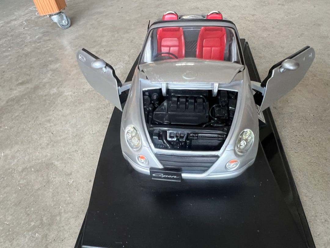 値下げ！ダイハツ コペン 創立100周年記念 1/18モデルミニカー