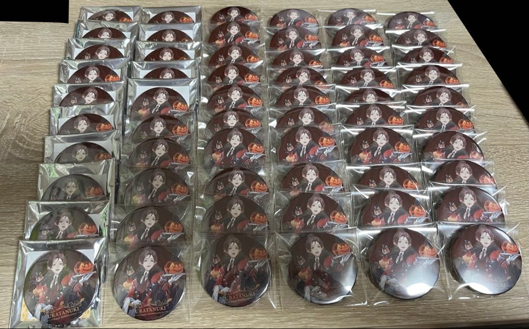 うらたぬき 2022 ハロウィン メインビジュ 缶バッジ