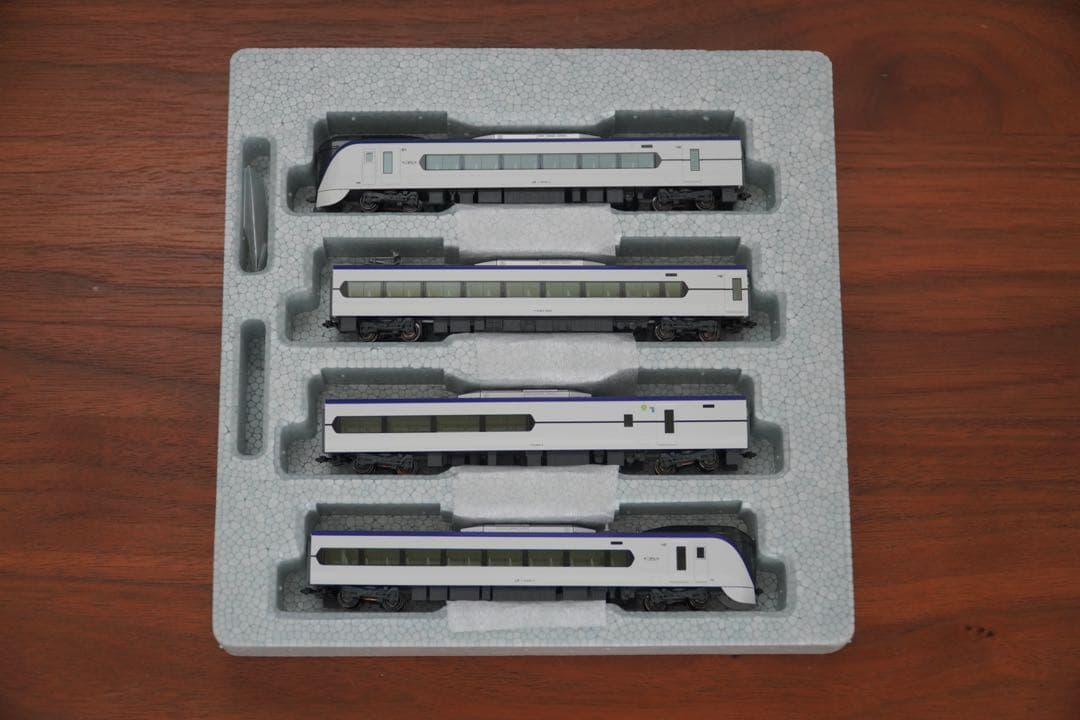 期間限定値下げ　KATO E353系 あずさ・かいじ 基本セット＋3両付属編成