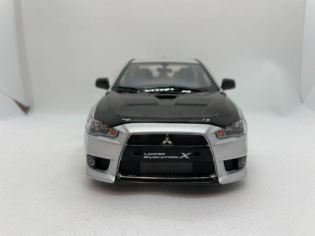 101-108 VIAT MODEL 1/18 三菱 ランサー エボリューション