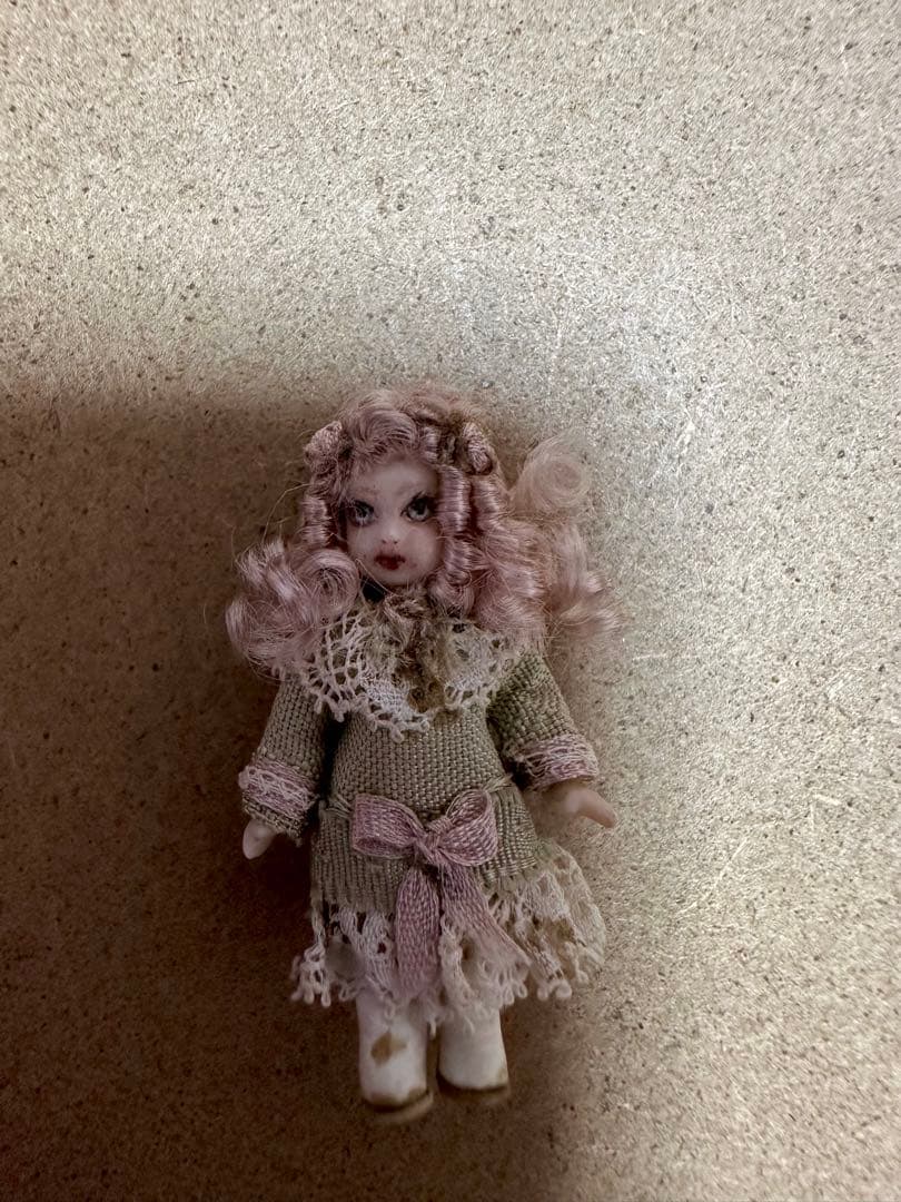 アンティークドール　ガラスケース