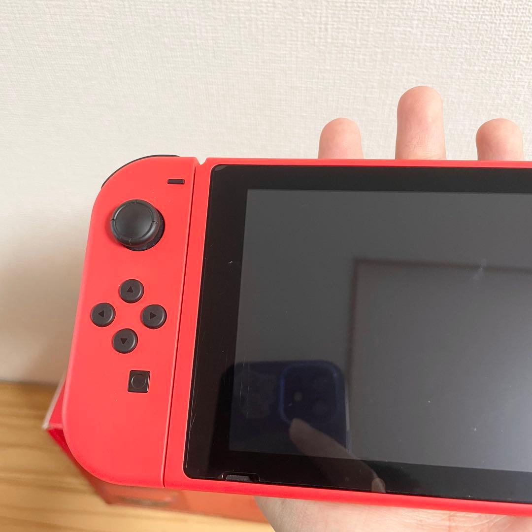 【極美品】Nintendo Switch マリオレッド×ブルー 保護フィルム付き