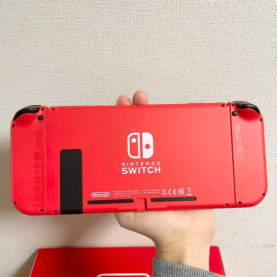 【極美品】Nintendo Switch マリオレッド×ブルー 保護フィルム付き