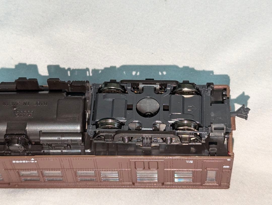 カトー　HO　1_425　クモハ12052鶴見線　グレードアップパーツ付き