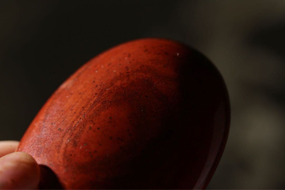 【高品質】レッドジャスパー　握り石