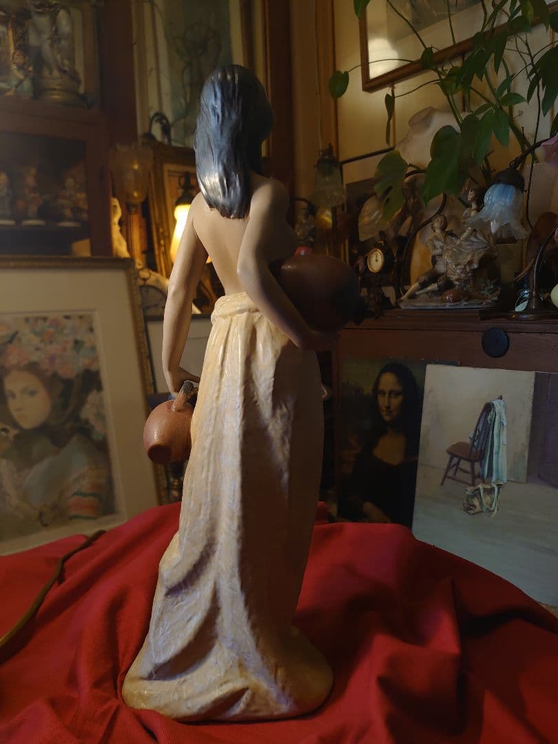 LLADRO Water Girl　リヤドロ 水差しを持つ女 グレス