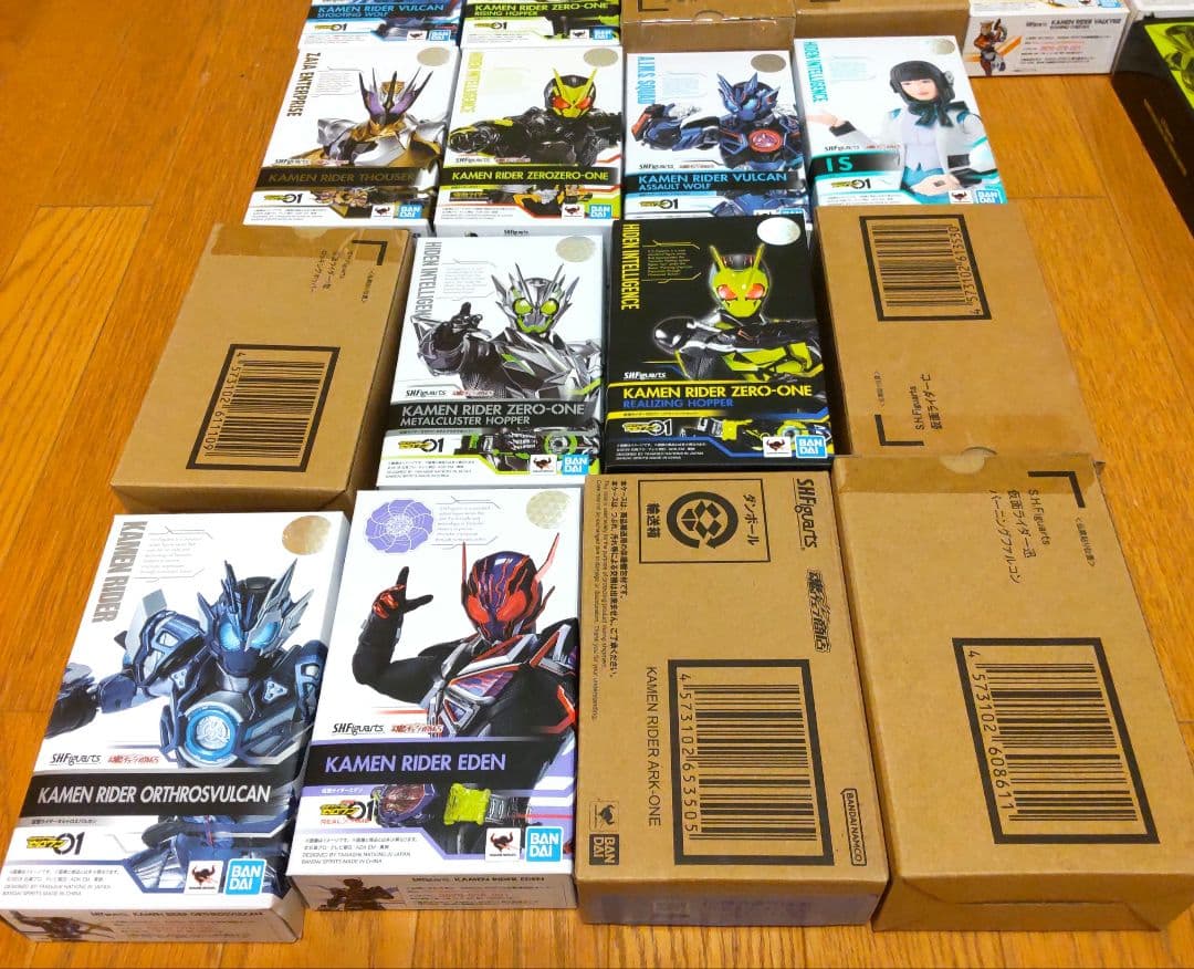 s.h.figuarts フィギュアーツ　仮面ライダーゼロワン セット　２８体