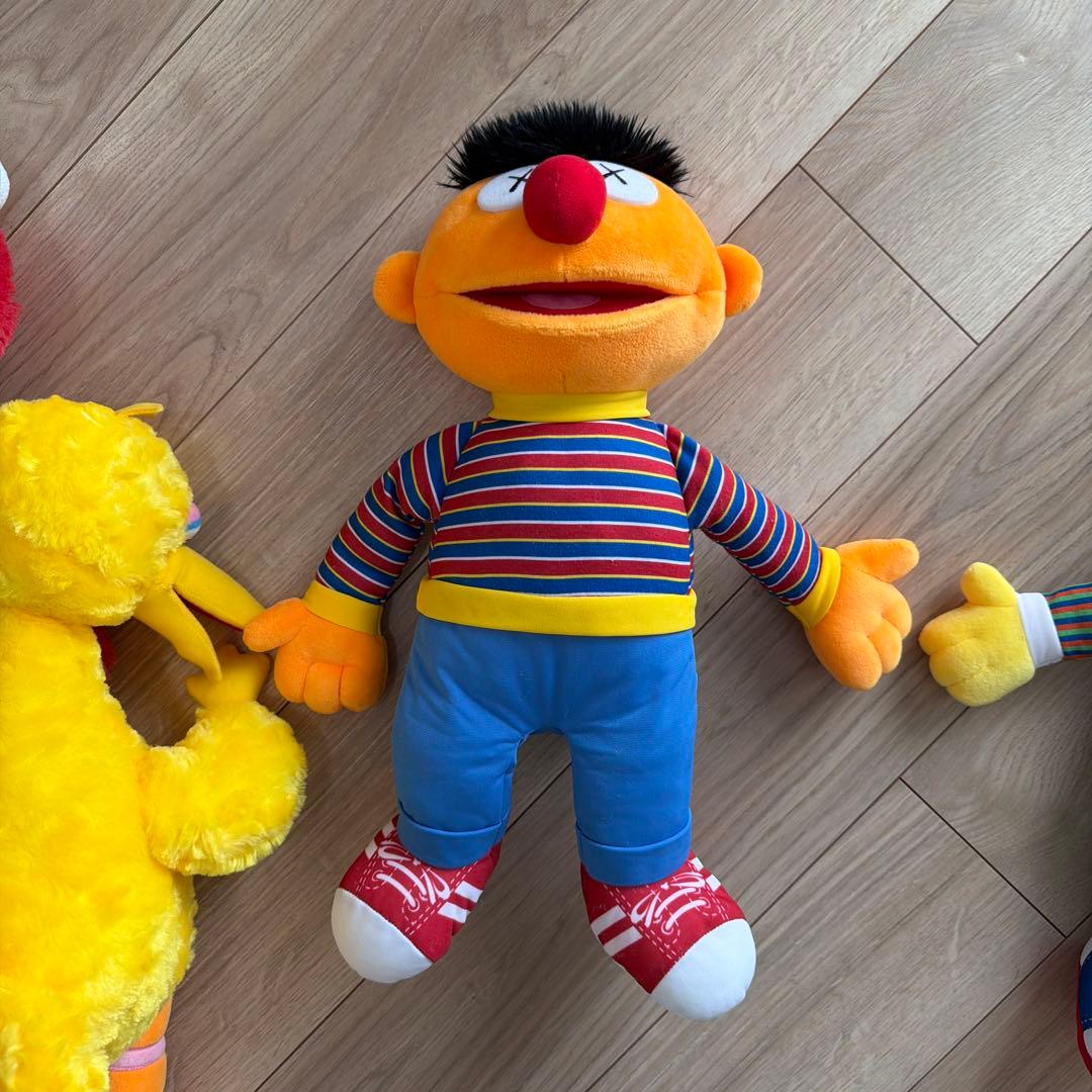 セサミストリート ぬいぐるみセット　ユニクロ　カウズ