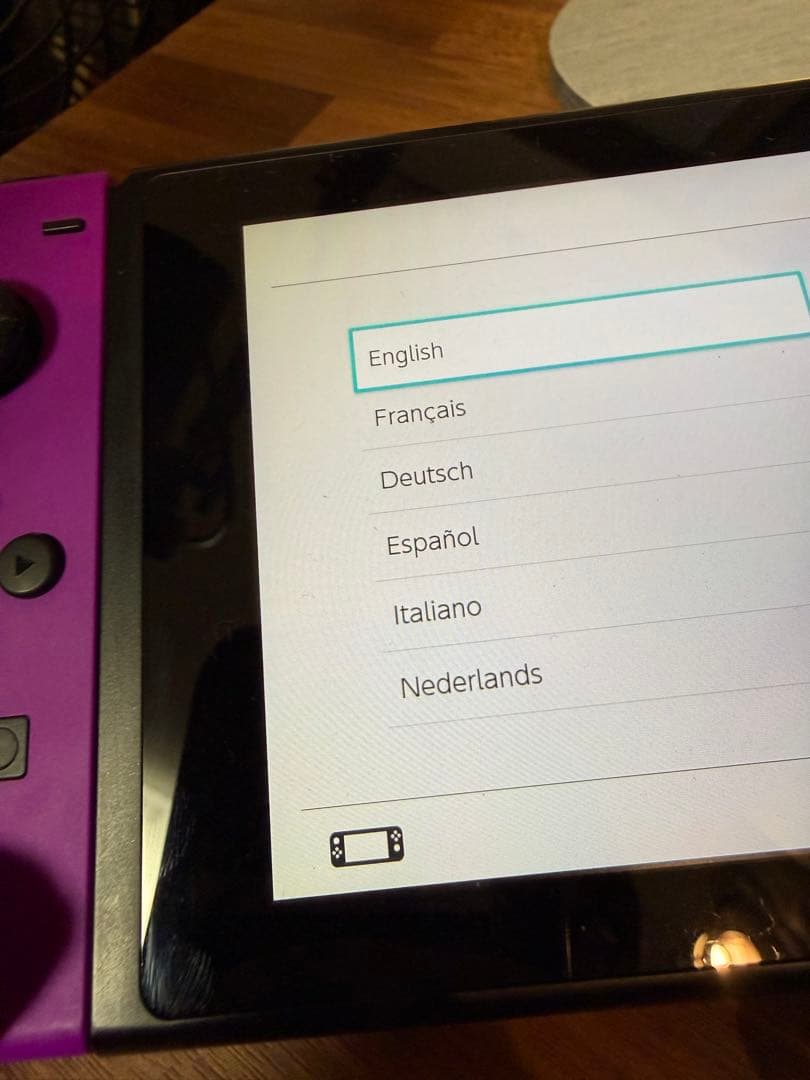 最終値下げNintendo Switch 本体(紫とオレンジ)