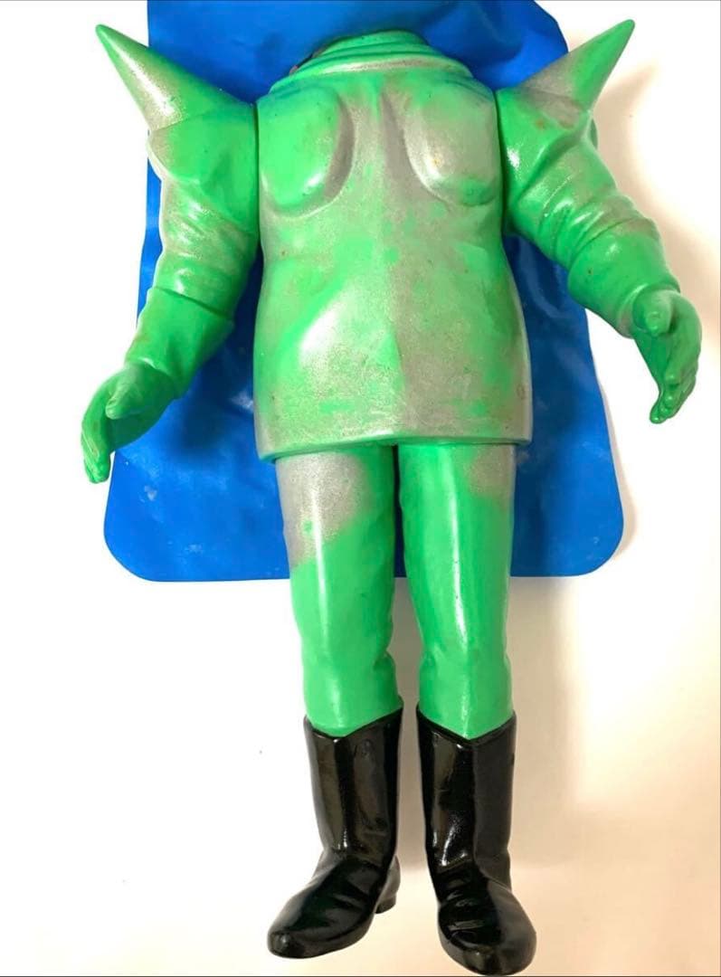 ブルマァク マグマ大使 ゴア ソフビ マントも綺麗です