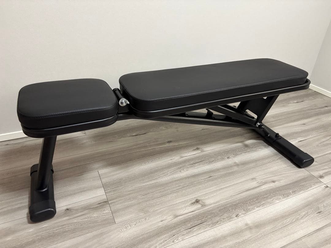 LEADING EDGE マルチポジションベンチ