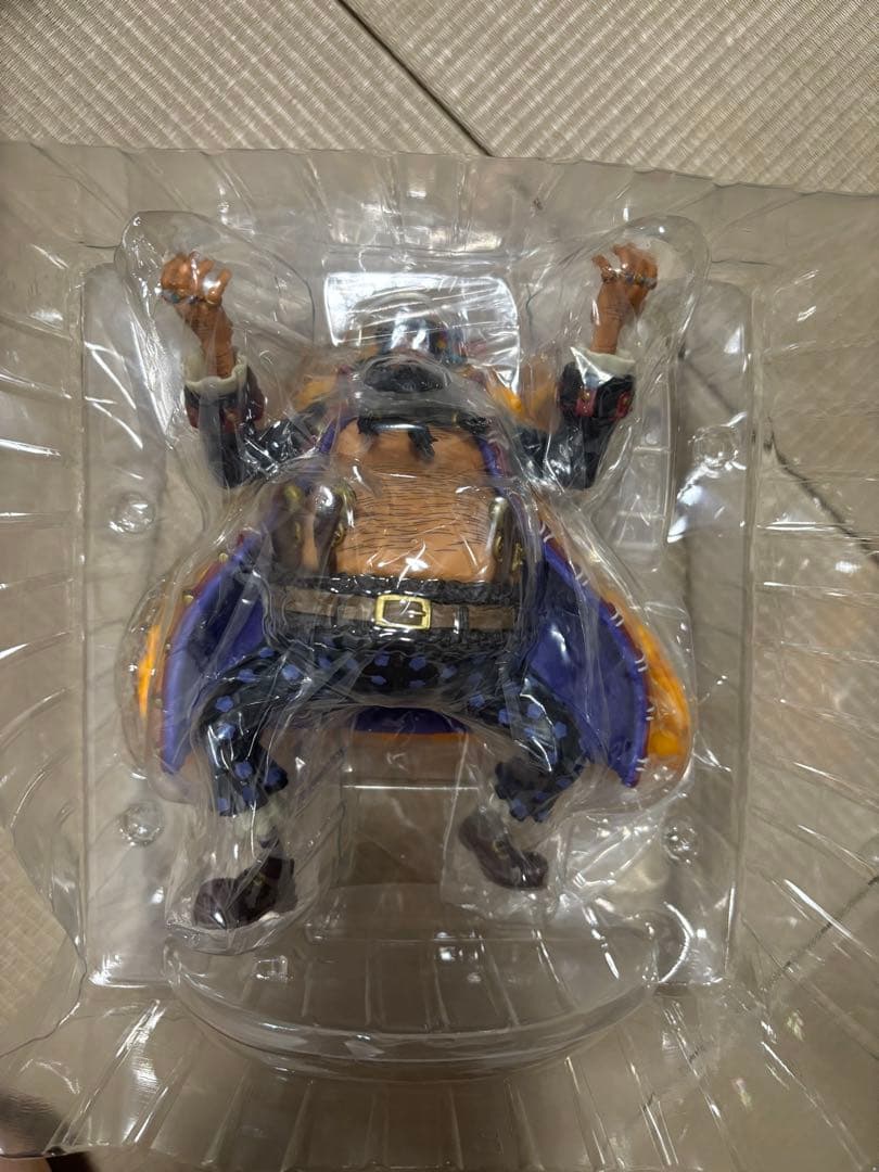 美品　一番くじ　MASTERLISE 新四皇　シャンクス & ティーチ&バギー