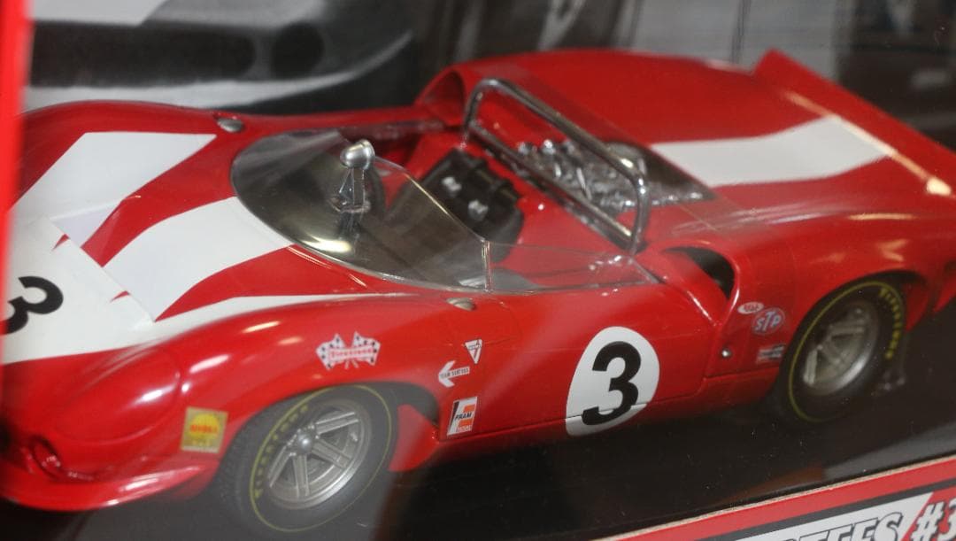 GMP製１／１８ ローラＴ７０スパイダー１９６６年カンナムチャンピオンカー良品
