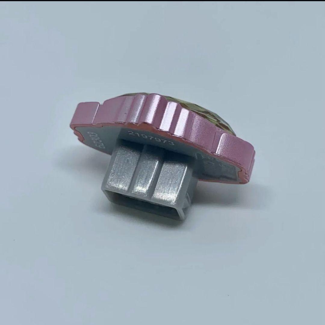 動作OK✨️たまデコピアス ベイビー！？チェンジ！ たまごっちピース