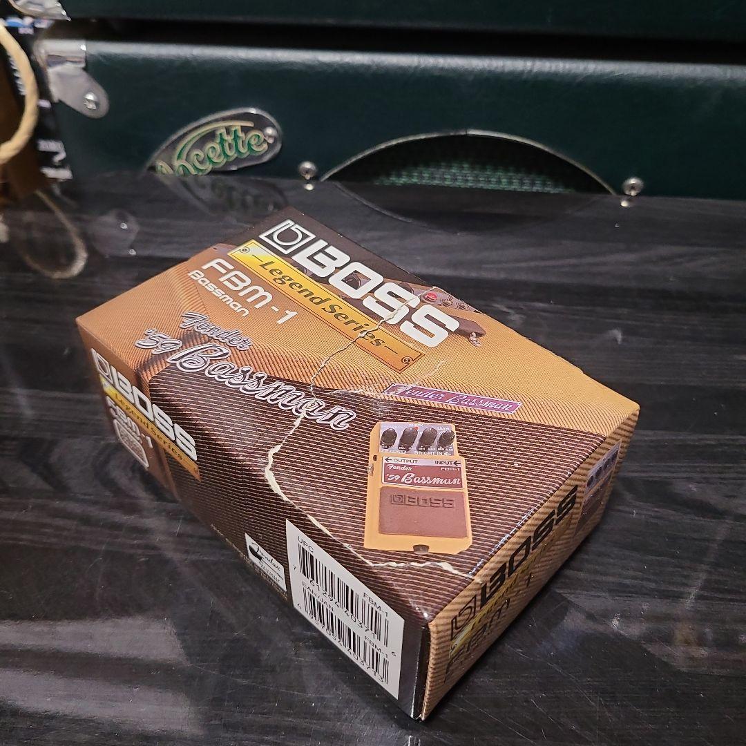 お菓子マン BOSS Fender '59 Bassman