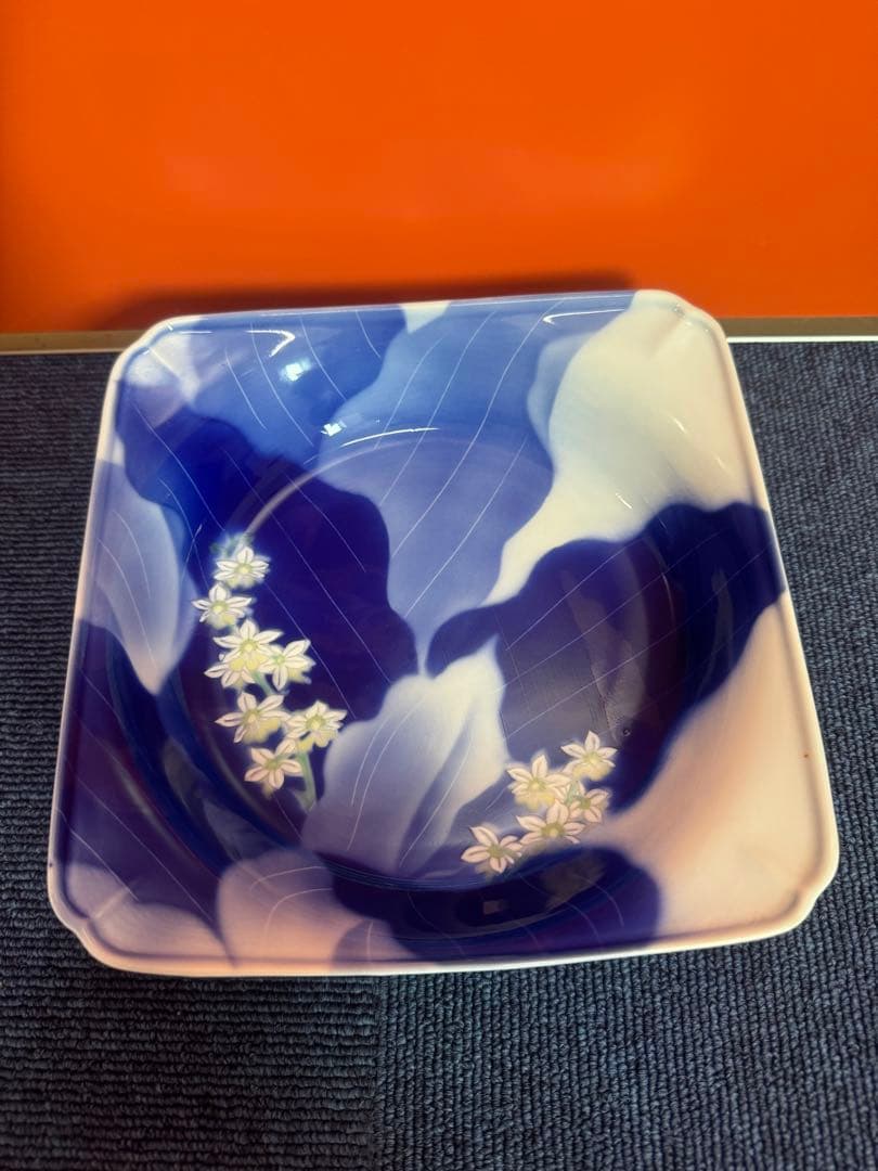 1772 深川製磁　四角　鉢　18cm