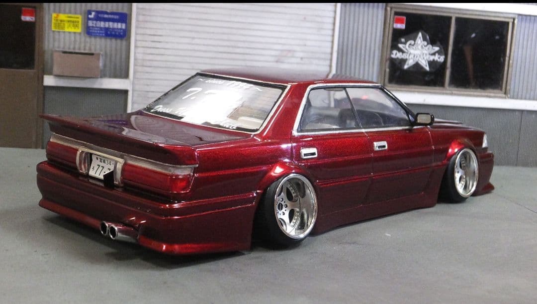 1/24 130系　クラウン 完成品　インシュランス　VIP UZS131