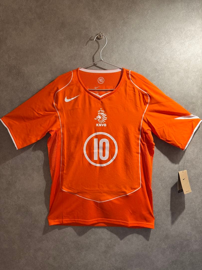 【lil_Petronas】復刻版ファンニステルローイ オランダ　2004