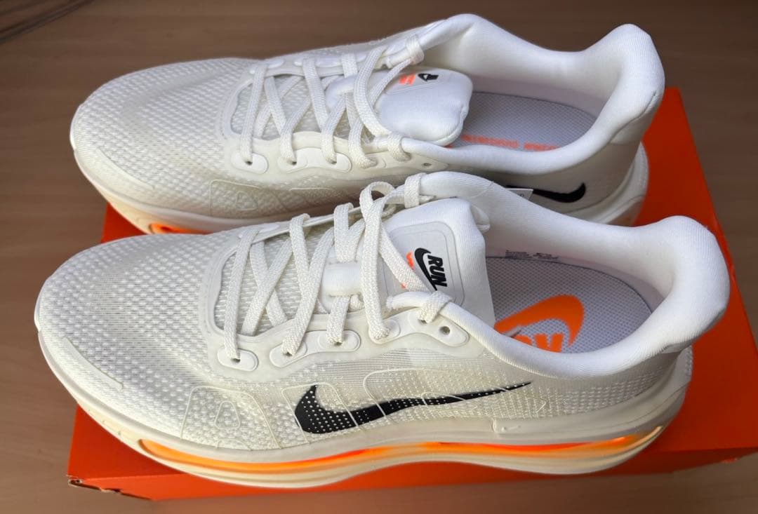 ナイキ ボメロ プレミアム