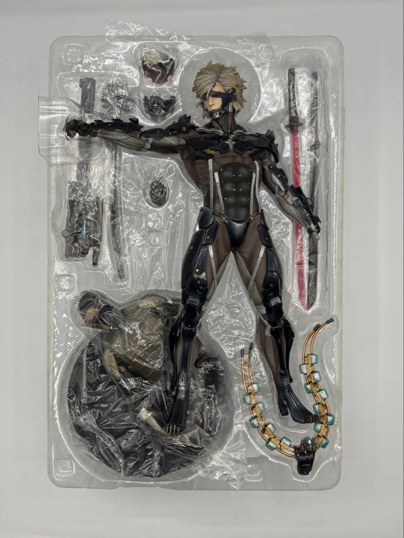 【訳あり品】Gecco 豆魚雷 雷電 スタチュー メタルギア ライジング 1/6