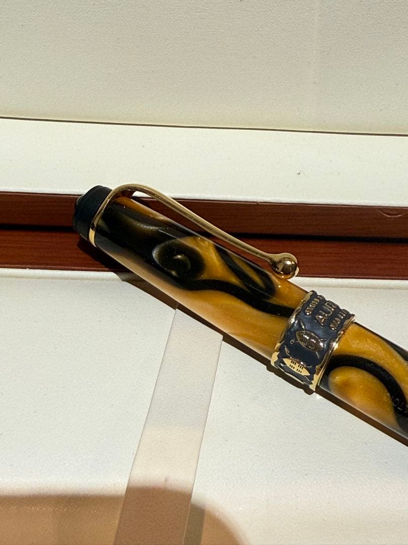 アウロラ万年筆　アフリカ　ef