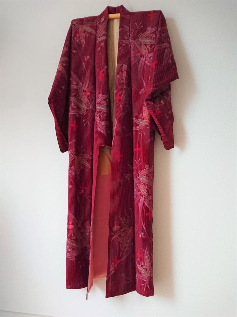 大正時代の着物 小紋 正絹 袷 時代物アンティーク 竹 笹 梅 十字架 クロス