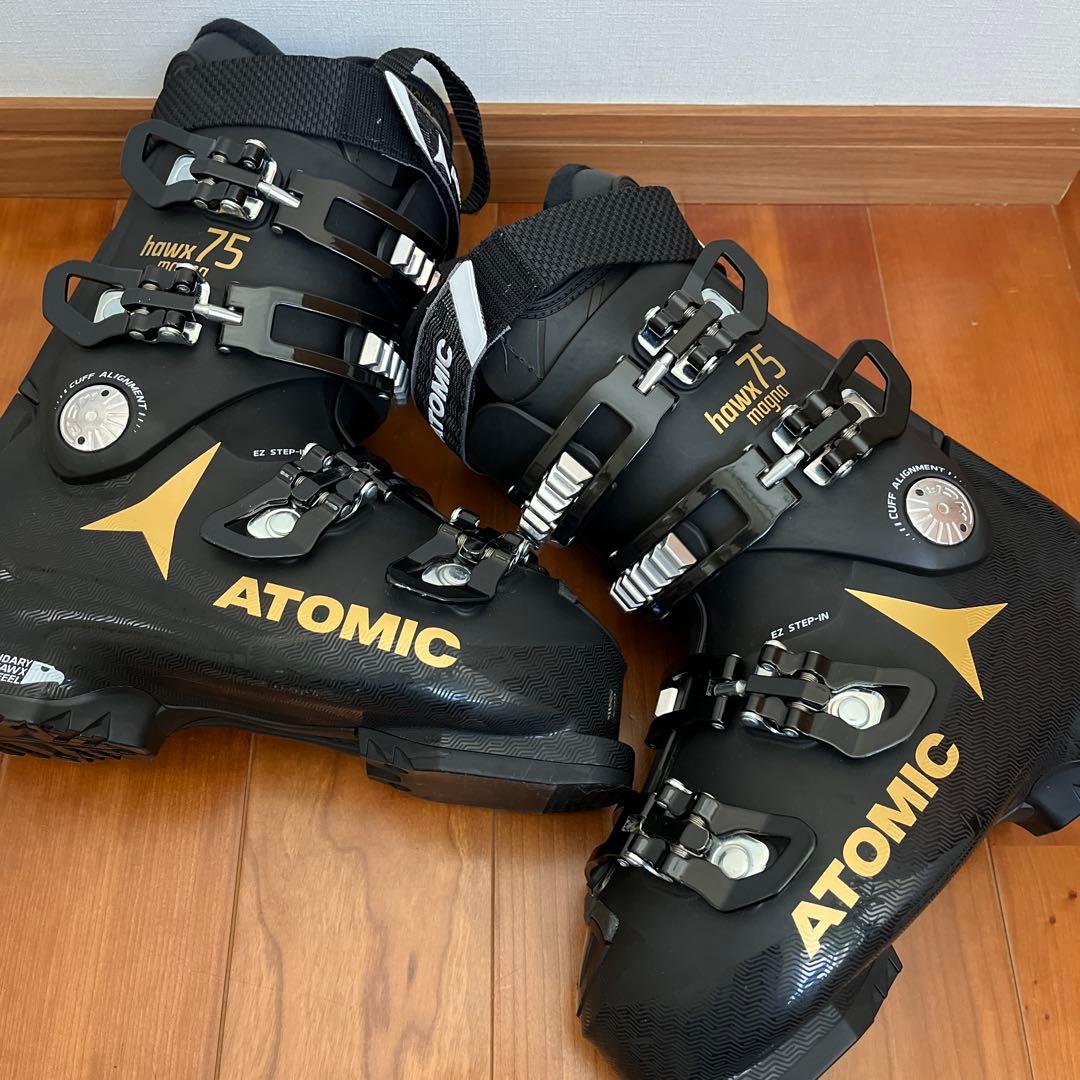 ATOMIC Hawx magnaスキーブーツ 女性用 ブラック