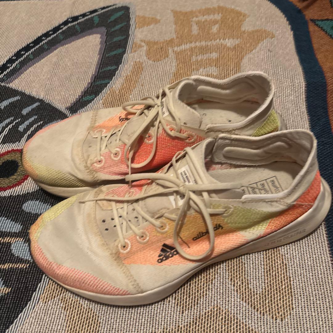 スパイク・シューズ adidas Adizero x Allbirds 2.94 KG CO2e