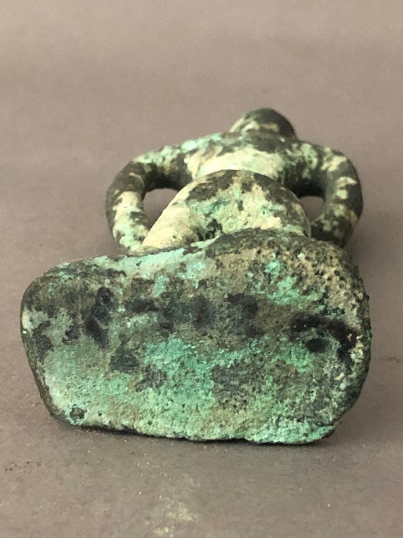 ギリシャ　ミコノス島　銅製　彫像