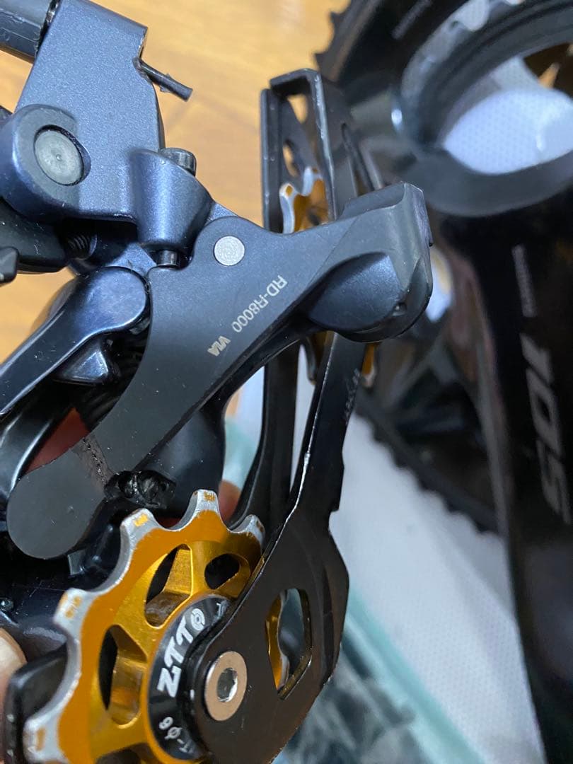 シマノSHIMANO 105 FC-R7100とULTEGRA RD R8000