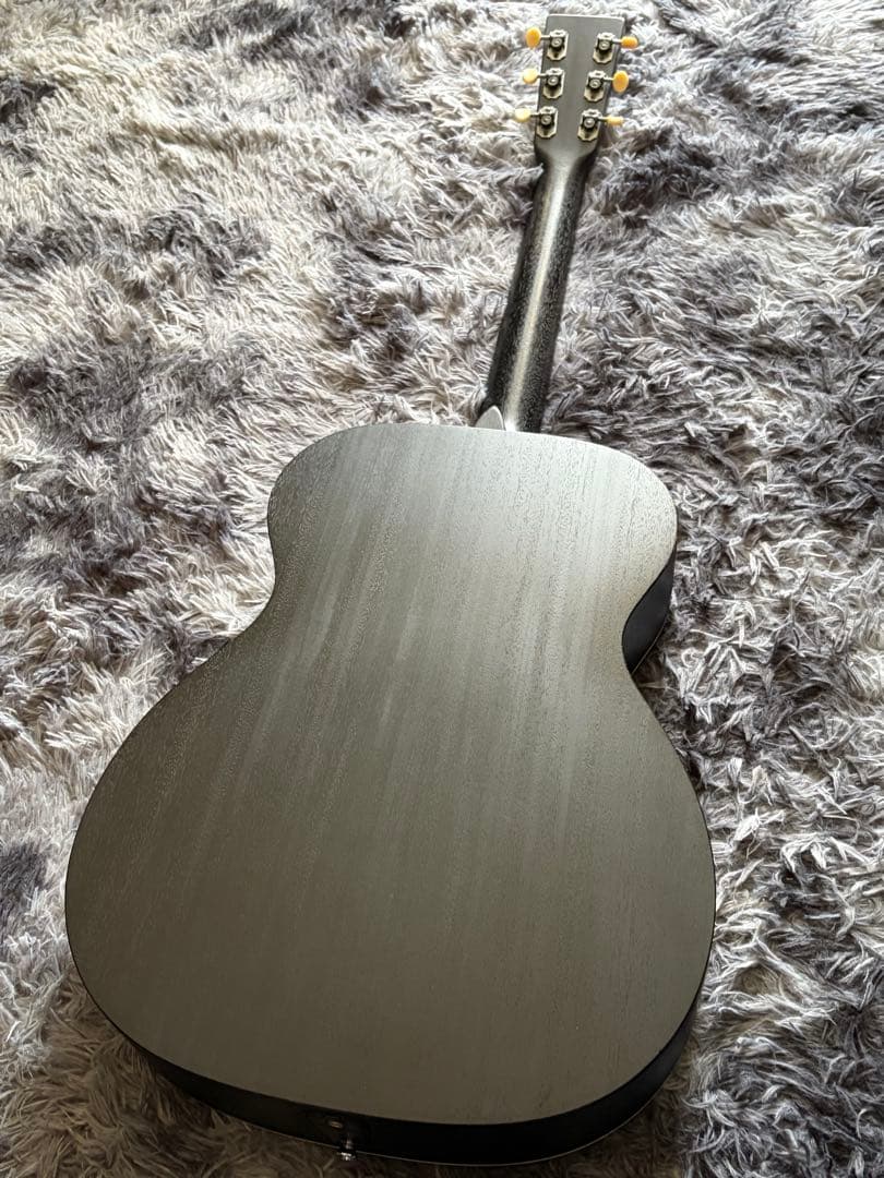 Martin 000-17E Black Smoke美品