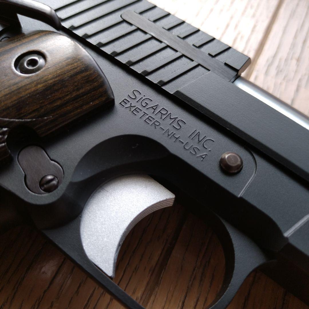 ウエスタンアームズ　SIG1911 ブラックウォーター　アルタモントグリップ