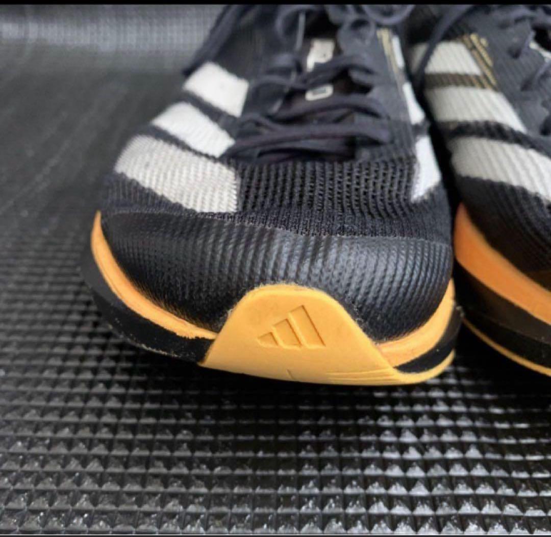 土日限定‼️特別価格‼️アディゼロタクミセン10【26.0cm】