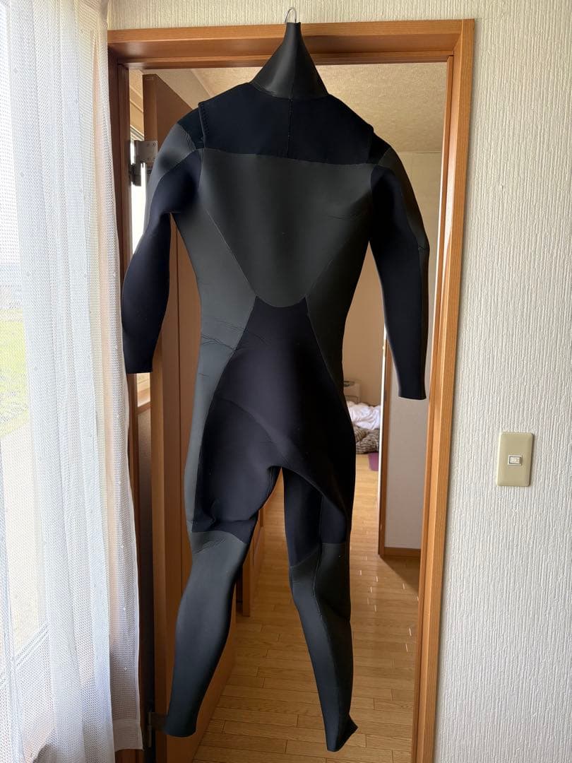新品　未使用　SURVIVE サーフィン　ウェットスーツ　セミドライ　5/3ミリ