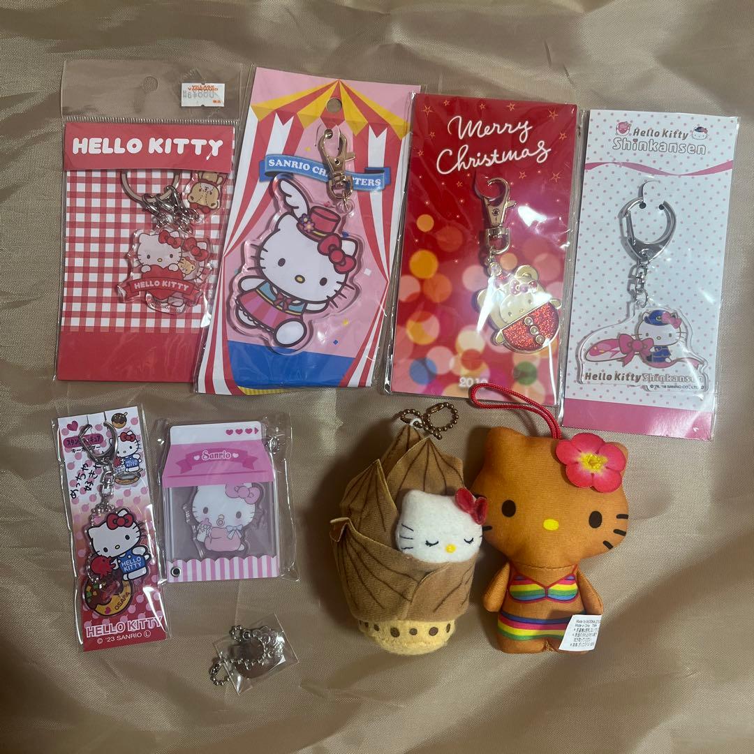 ハローキティ新品　ご当地キーホルダー　ぬいぐるみ　シール　プラモデル　限定 レア